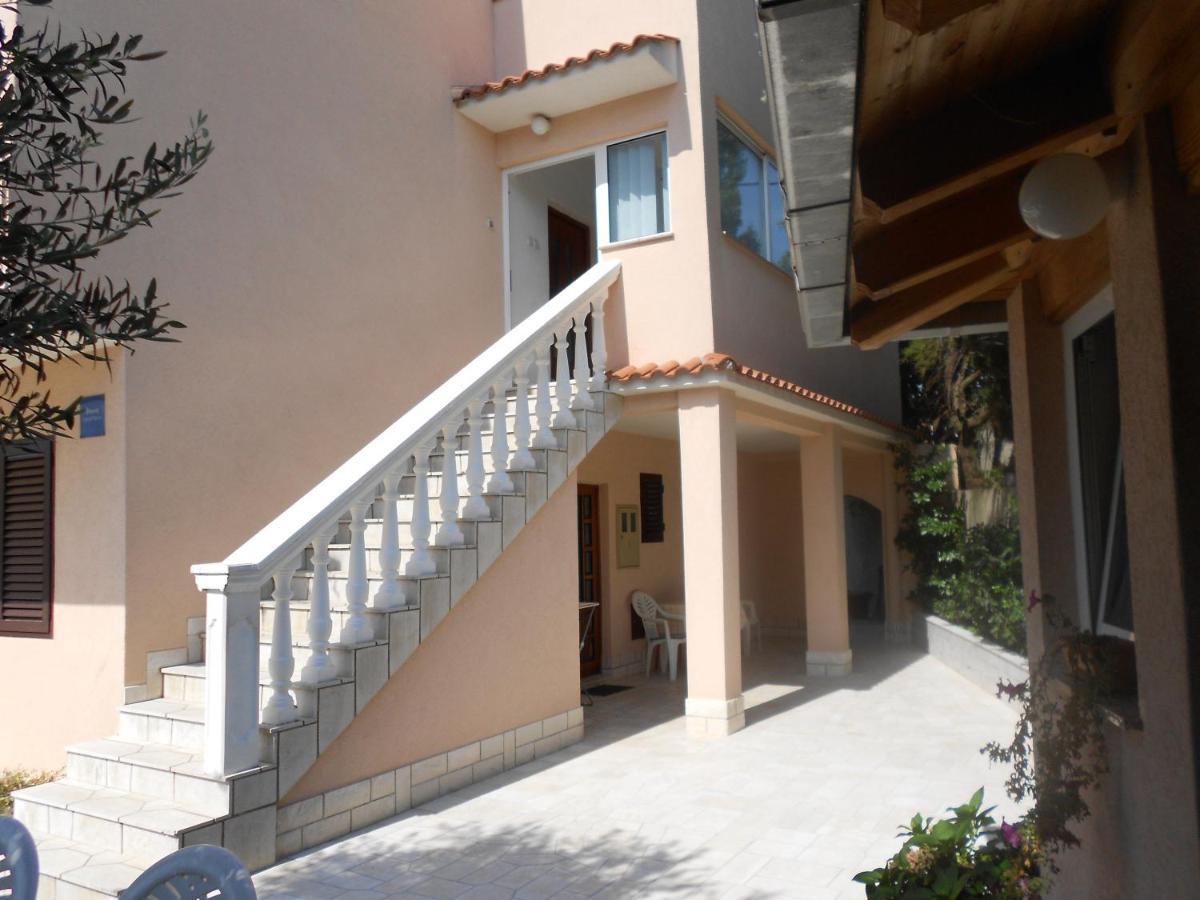 Apartments With A Parking Space Novi Vinodolski - 5587 Экстерьер фото